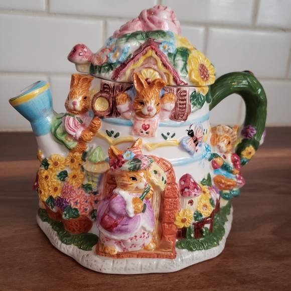 3D Mercuries Bunny Rabbit DECORATIVE Collector Tea Pot Ceramic 1999 - Picture 1 of 8